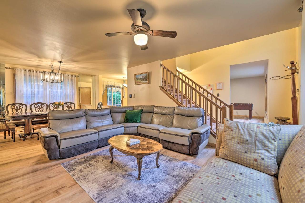 Spacious Tobyhanna Home With Lake Access And Fire Pit! Exteriér fotografie