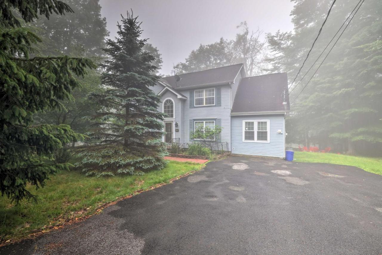 Spacious Tobyhanna Home With Lake Access And Fire Pit! Exteriér fotografie