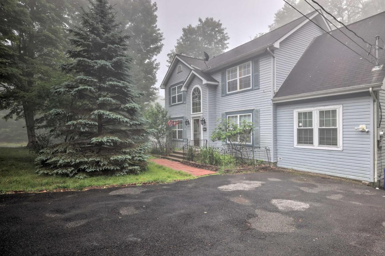 Spacious Tobyhanna Home With Lake Access And Fire Pit! Exteriér fotografie