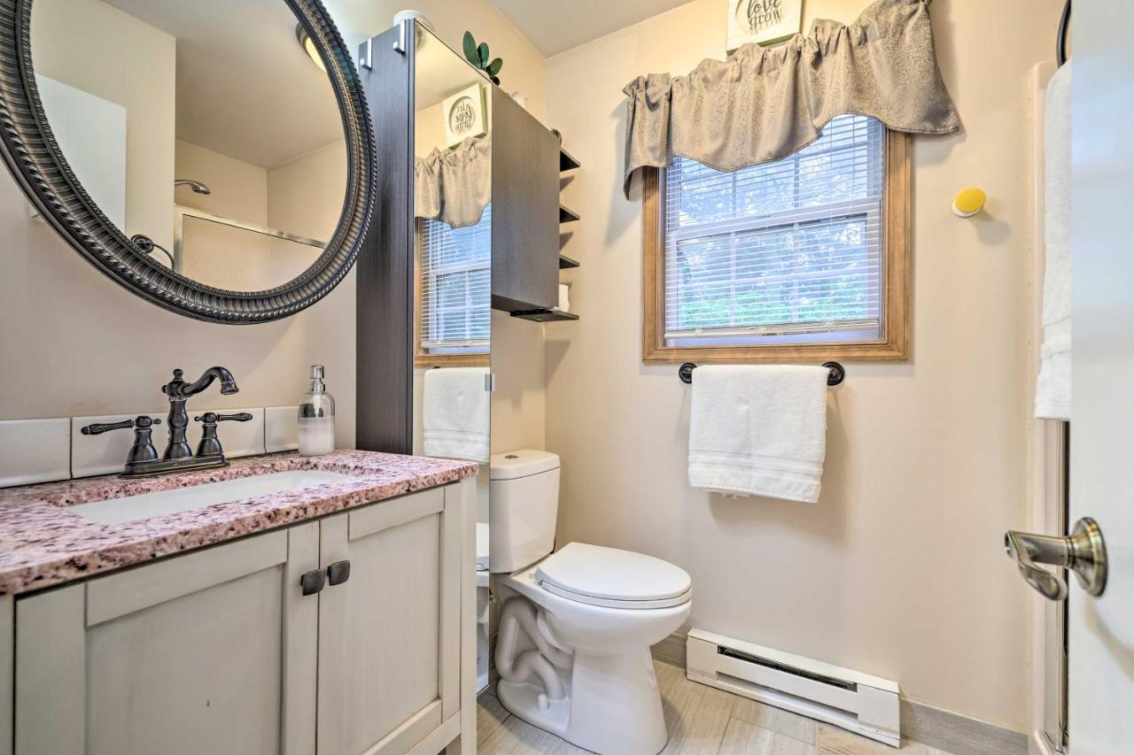 Spacious Tobyhanna Home With Lake Access And Fire Pit! Exteriér fotografie